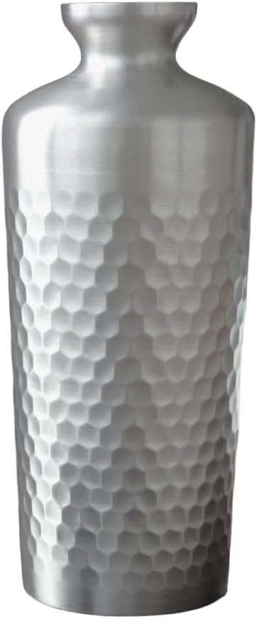 Titanium Hammered Sake Carafe, Double-Wall, 500 mL (2-Go), Yo, Made in Tsubame-Sanjo, Japan