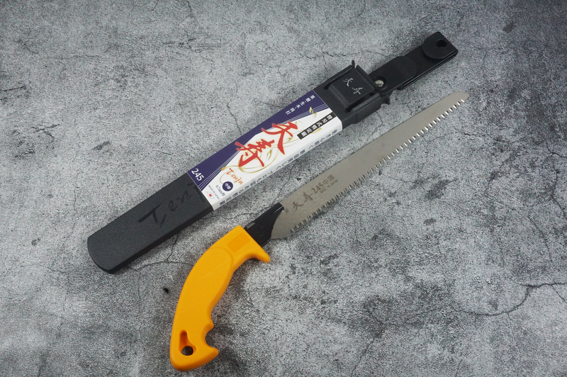 Essential Pruning Tools Kit: Pruners, Pruning Saws and Leather Case