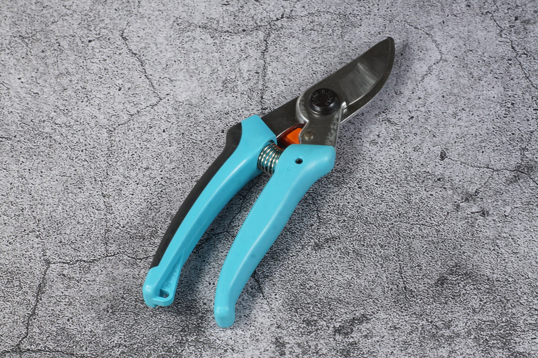 Kamaki Compact Pruning Shears Bypass Type Total Length 180 mm No. P-850