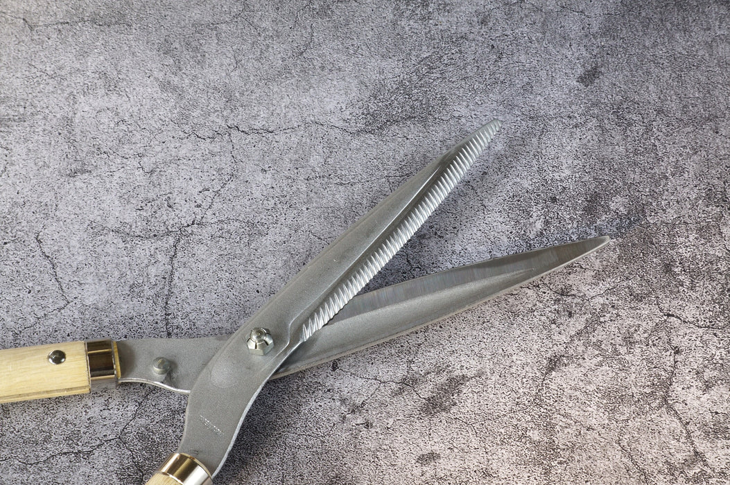 Hasami Masamune / Yoshioka Hamono 180 mm Serrated blade Trim shears Short handle No.401