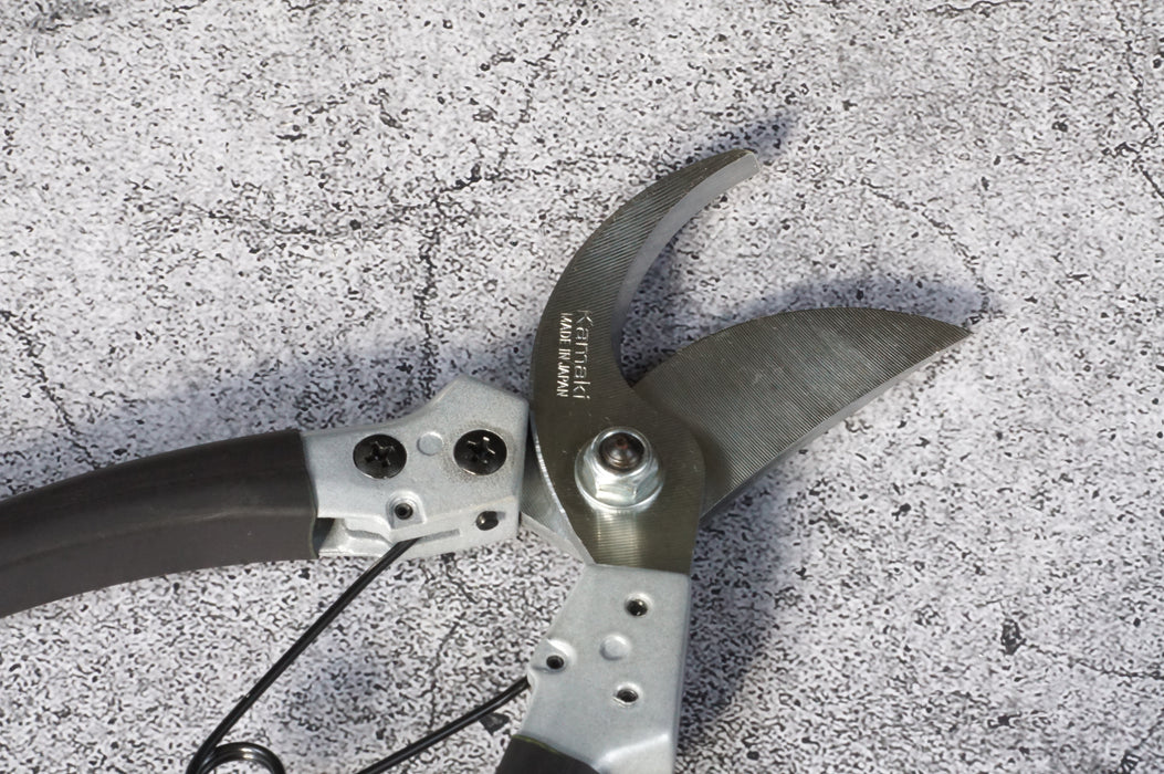 Kamaki Professional Pruning Shears Gray-Handle Bypass Type Total Length 200 mm No. P-880A