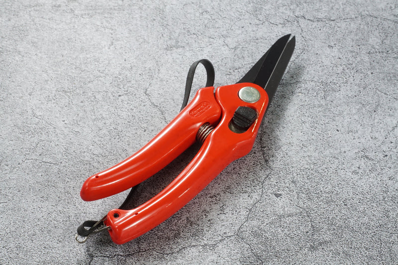 Kamaki Pruning Shears Straight Type Total Length 195 mm TEFLON-coating No. P-901