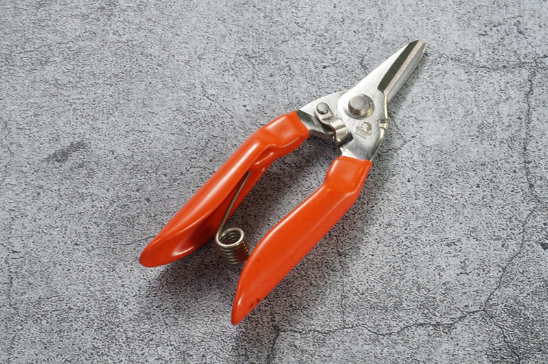 SEKI KIKUSUI Multipurpose Scissors Pointed Tip Type Made of Rust-Resistant Stainless Steel 160 mm SK-4147