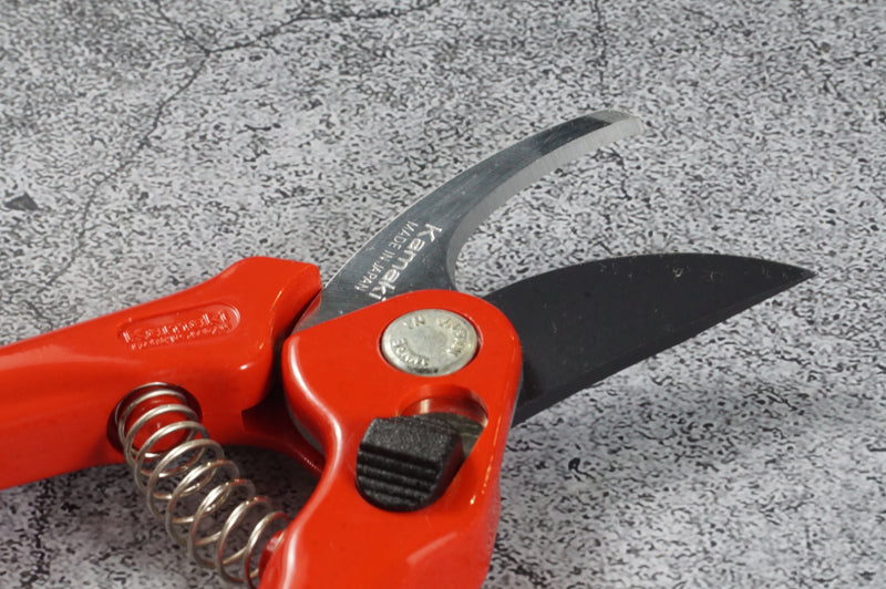 Kamaki Pruning Shears Bypass Type Total Length 185 mm TEFLON-coating No. P-900