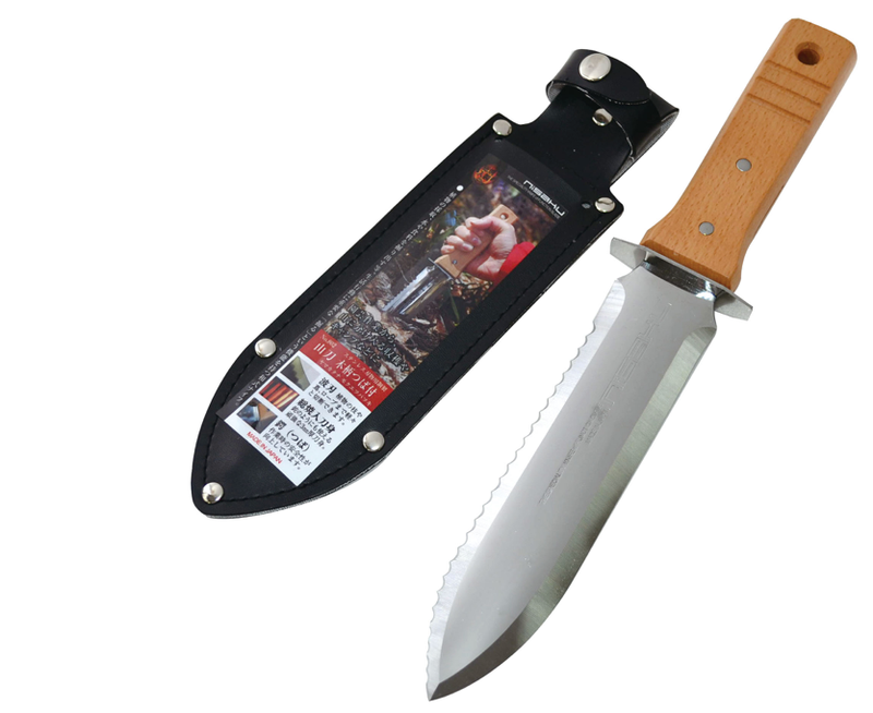 NISAKU Yamakatana Mountain Knife with Wooden Handle and Guard No. 802